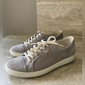 Womens Ecco Sneakers - Size 39